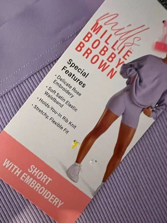 Millie Bobby Brown Lavender Ribbed Lounge Shorts sizeL - Picture 3 of 4